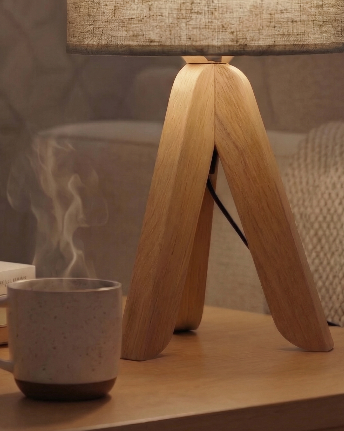 40cm Minimalistische Tafellamp – Houten Tripod Voet Met Stoffen Kap | - Maison Roze