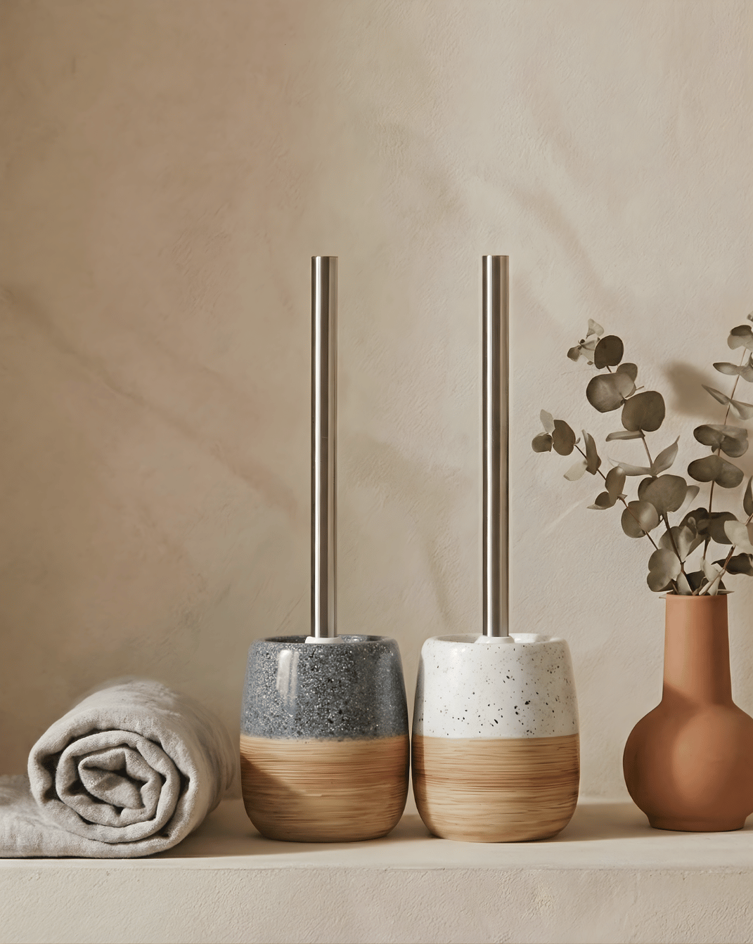 Keramische Toiletborstelset – Houten Textuur Voet – Roestvrijstalen Handvat | - Maison Roze
