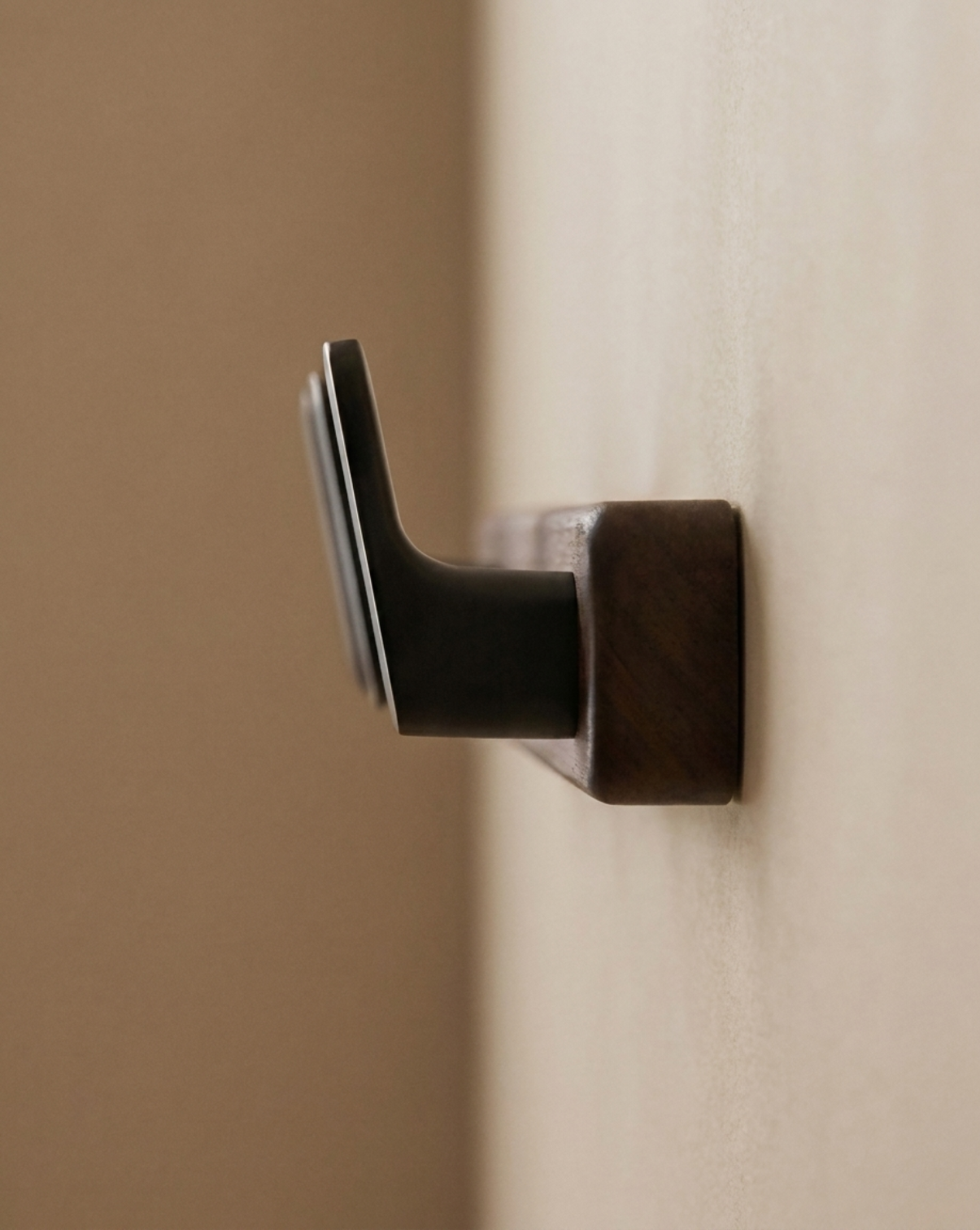 Houten Kapstok Met Metalen Haken – Wangemonteerd | Kapstokhaken | - Maison Roze