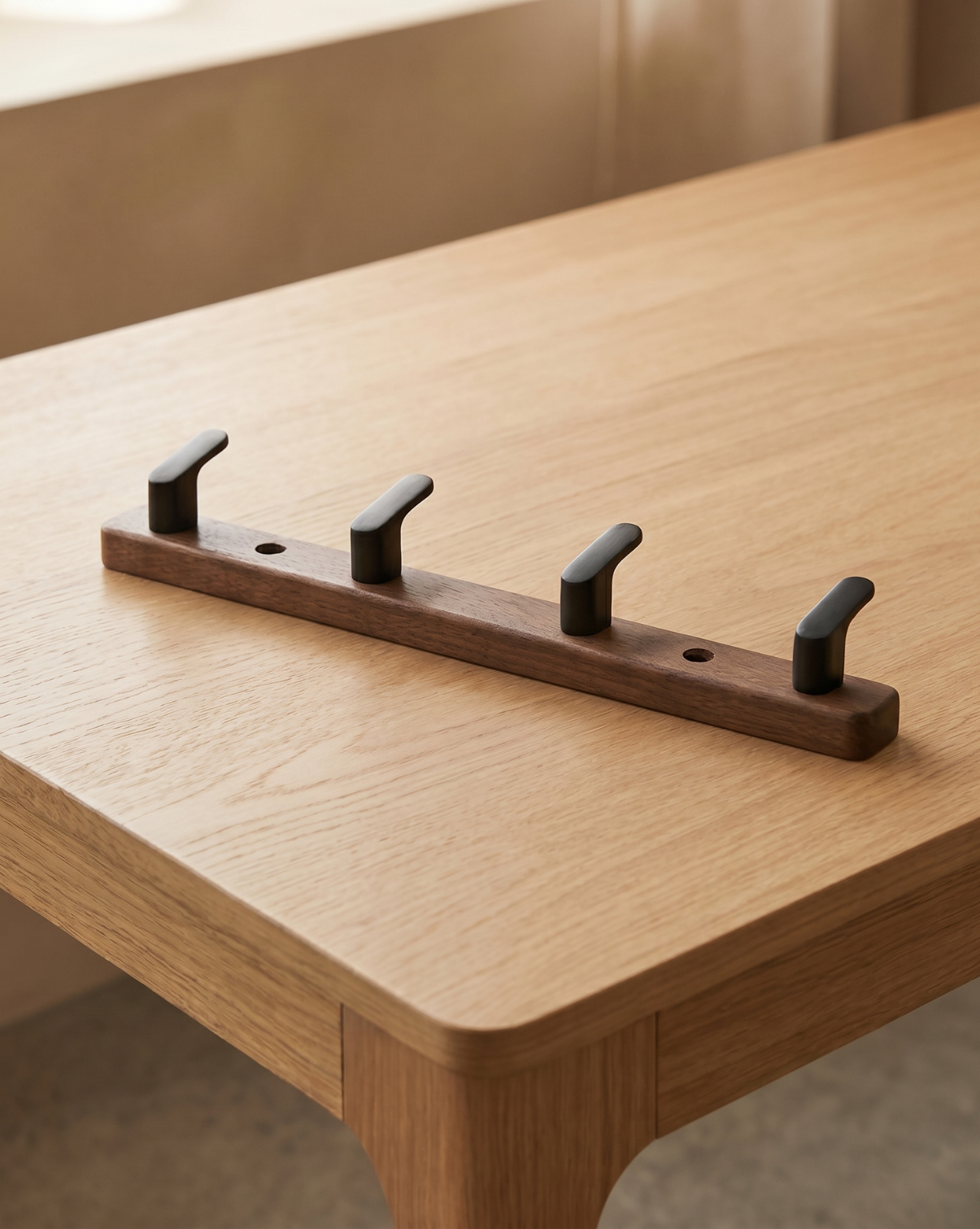 Houten Kapstok Met Metalen Haken – Wangemonteerd | Kapstokhaken | 4 Haken - Maison Roze