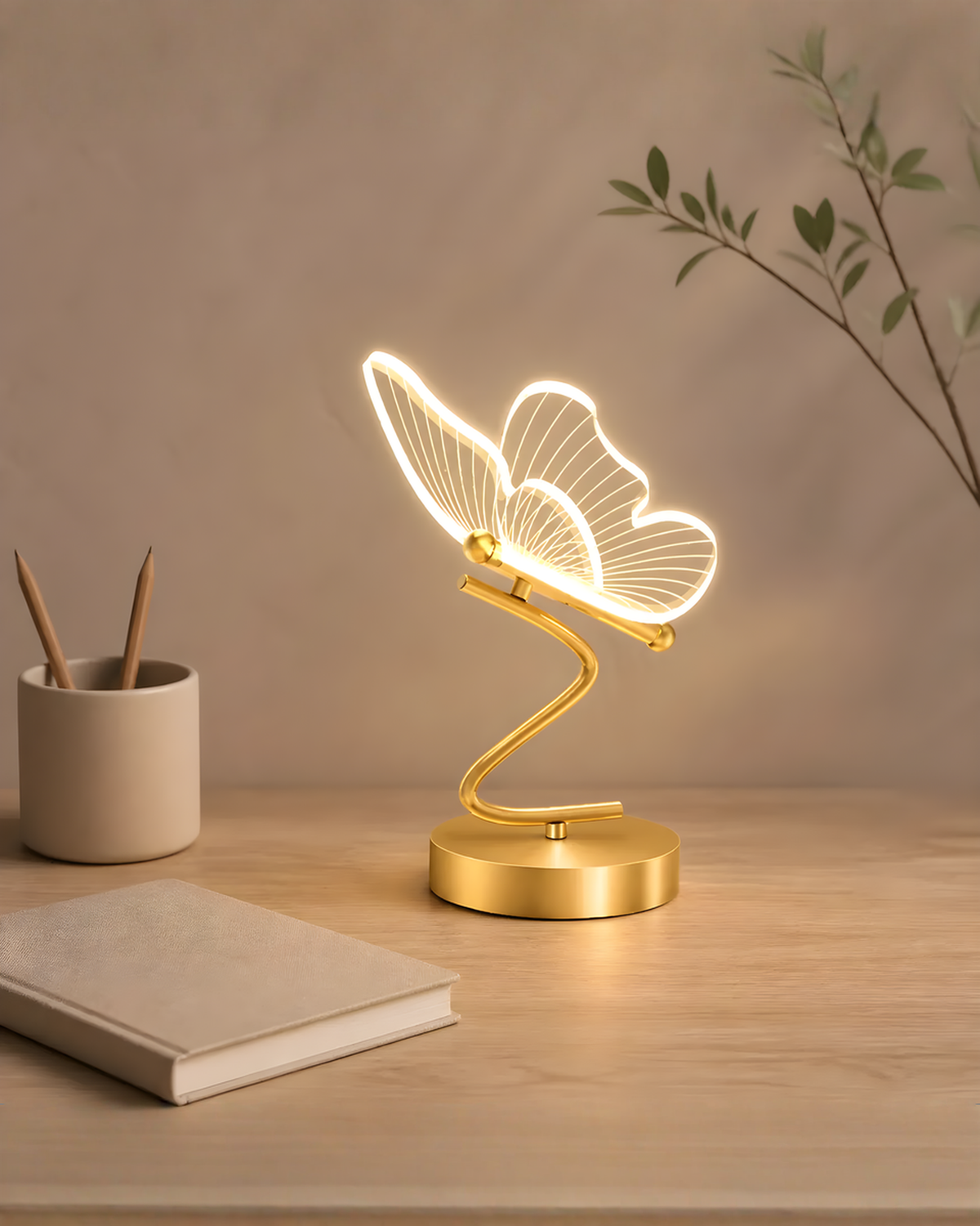 Vlinder LED-tafellamp van goudkleurig metaal en acryl - 30 cm | - Maison Roze