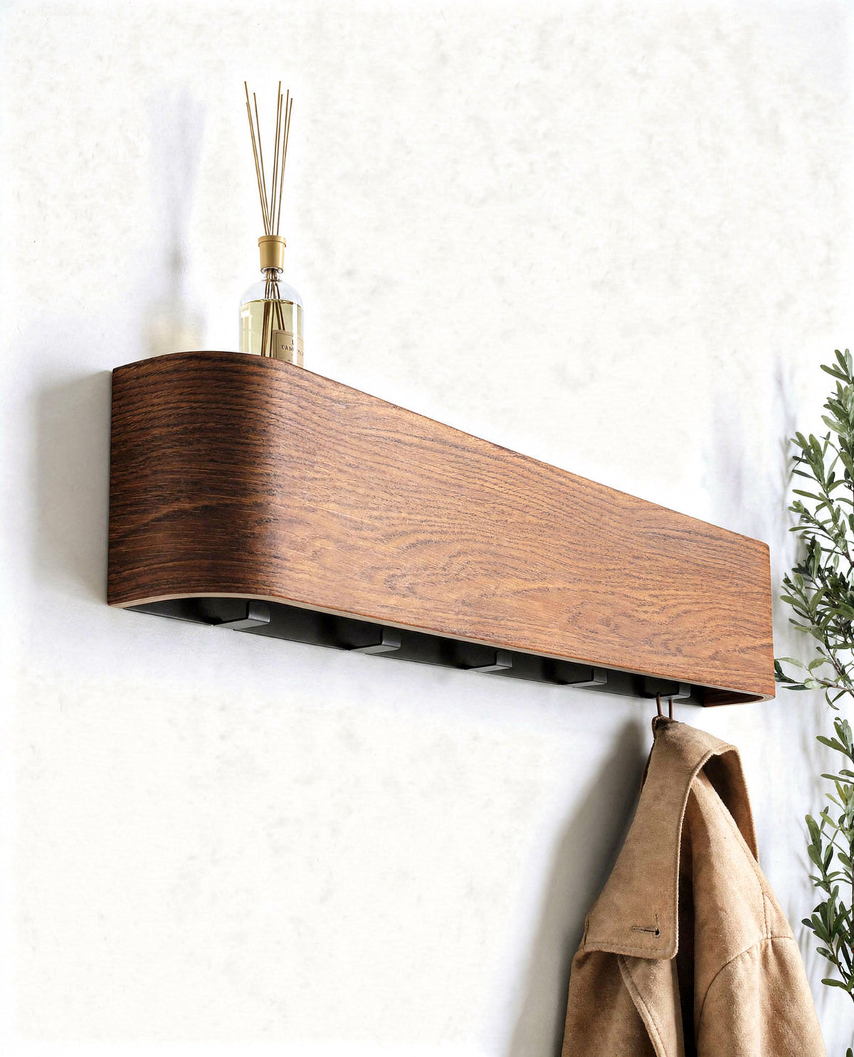Wandkapstok met plank hout walnoot met 5 verborgen haken