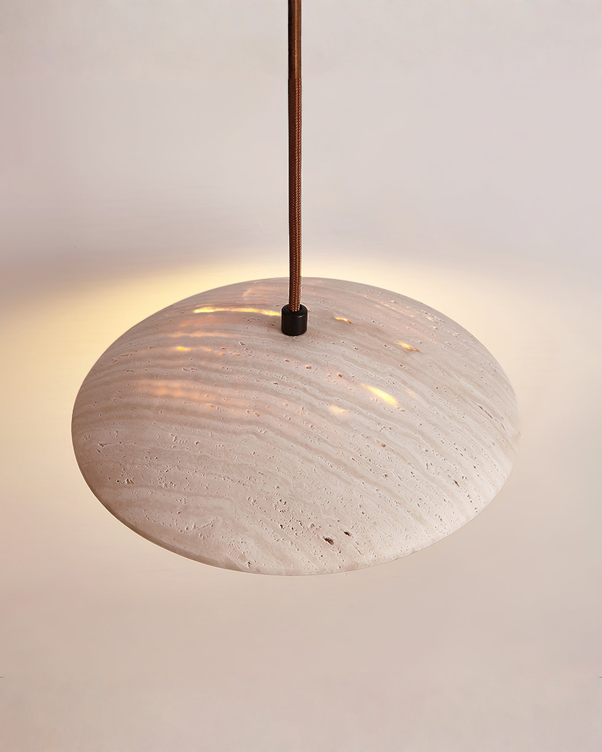 Ronde hanglamp van hout en travertin - Ø 25 cm | - Maison Roze