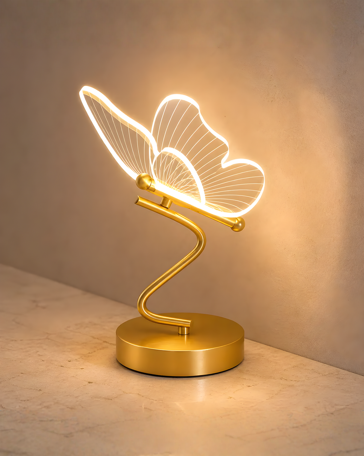 Vlinder LED-tafellamp van goudkleurig metaal en acryl - 30 cm | Default Title - Maison Roze