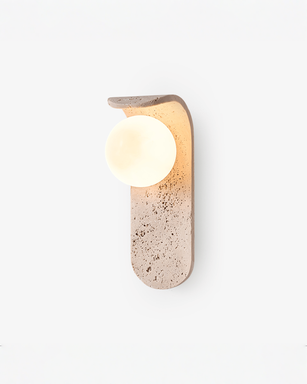 Solis Curve - Gebogen travertin wandlamp met glazen bol | Naturel Travertin - Maison Roze