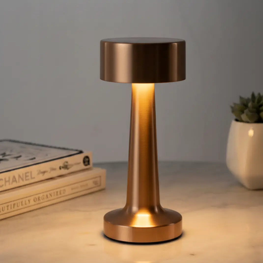 Moderne Draadloze Tafellamp – Oplaadbare LED – Metalen Afwerking