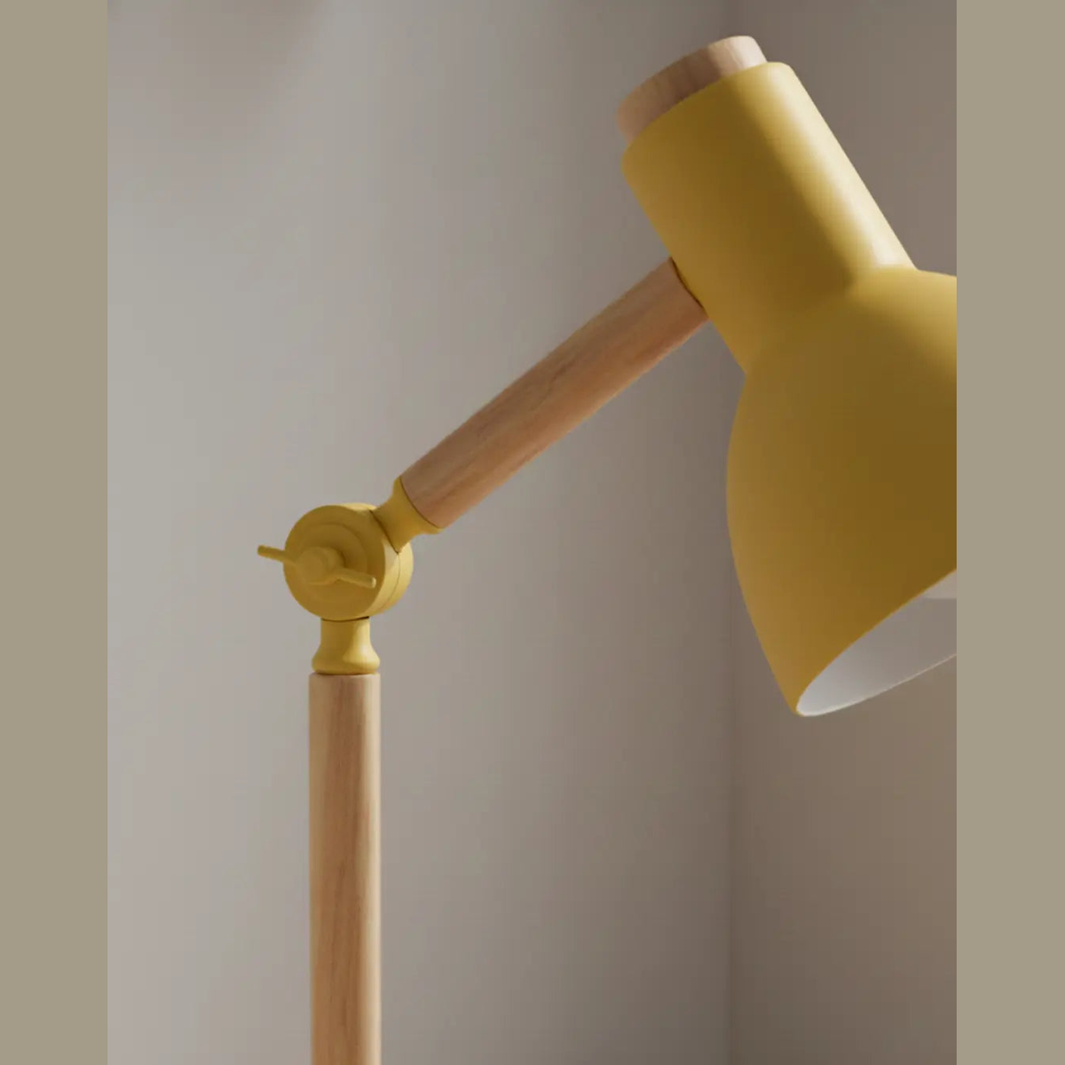 45cm Nordic Tafellamp – Scandinavisch Minimalistische Houten en Metalen Bureaulamp