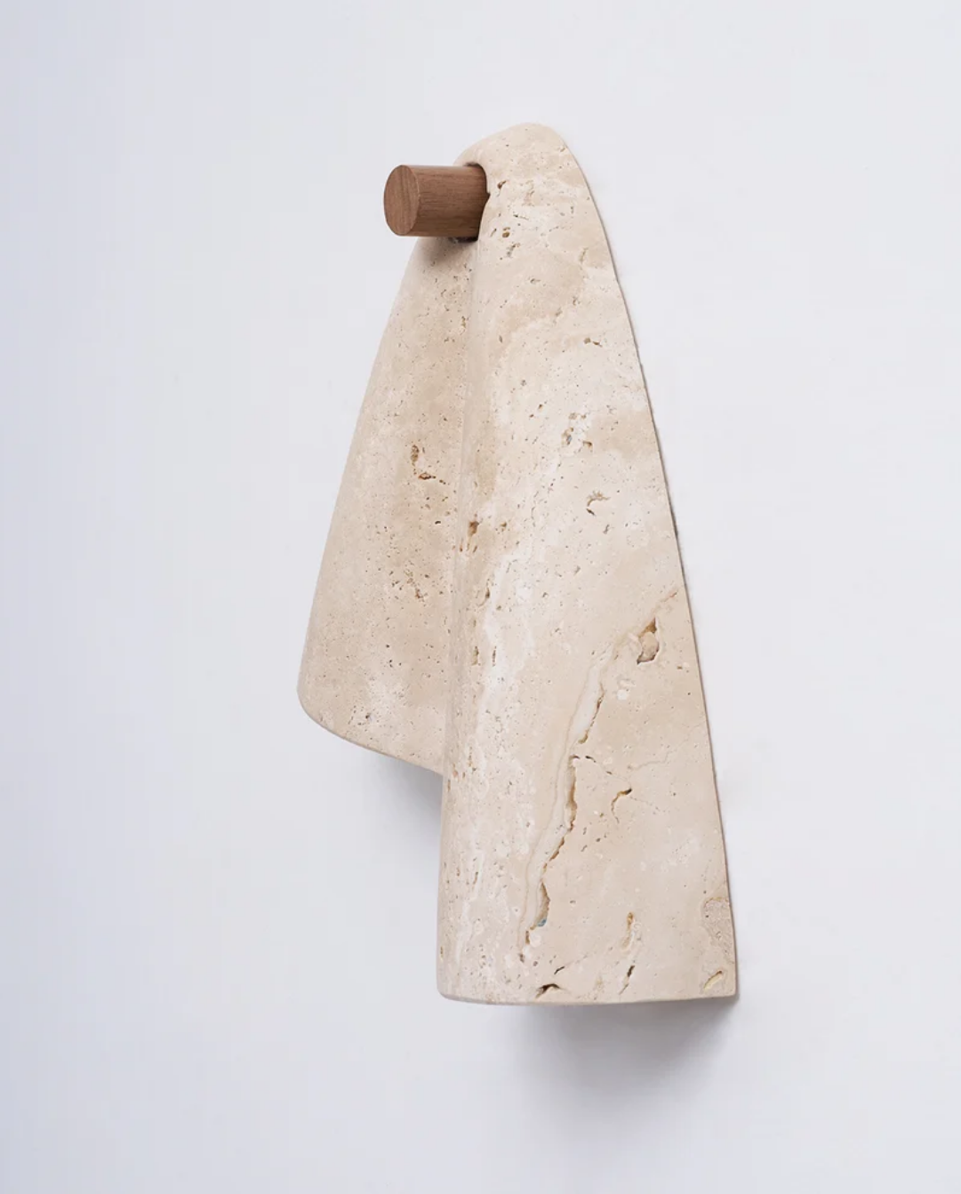 Drapé - Travertin wandlamp met plooivorm | - Maison Roze