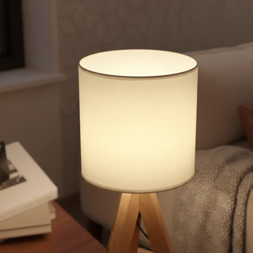 40cm Minimalistische Tafellamp – Houten Tripod Voet Met Stoffen Kap