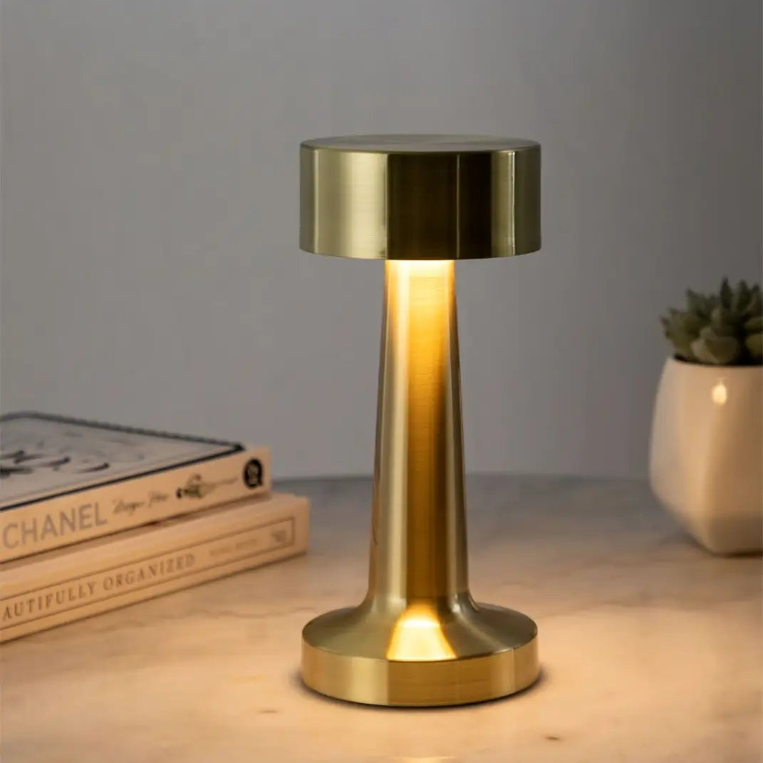 Moderne Draadloze Tafellamp – Oplaadbare LED – Metalen Afwerking