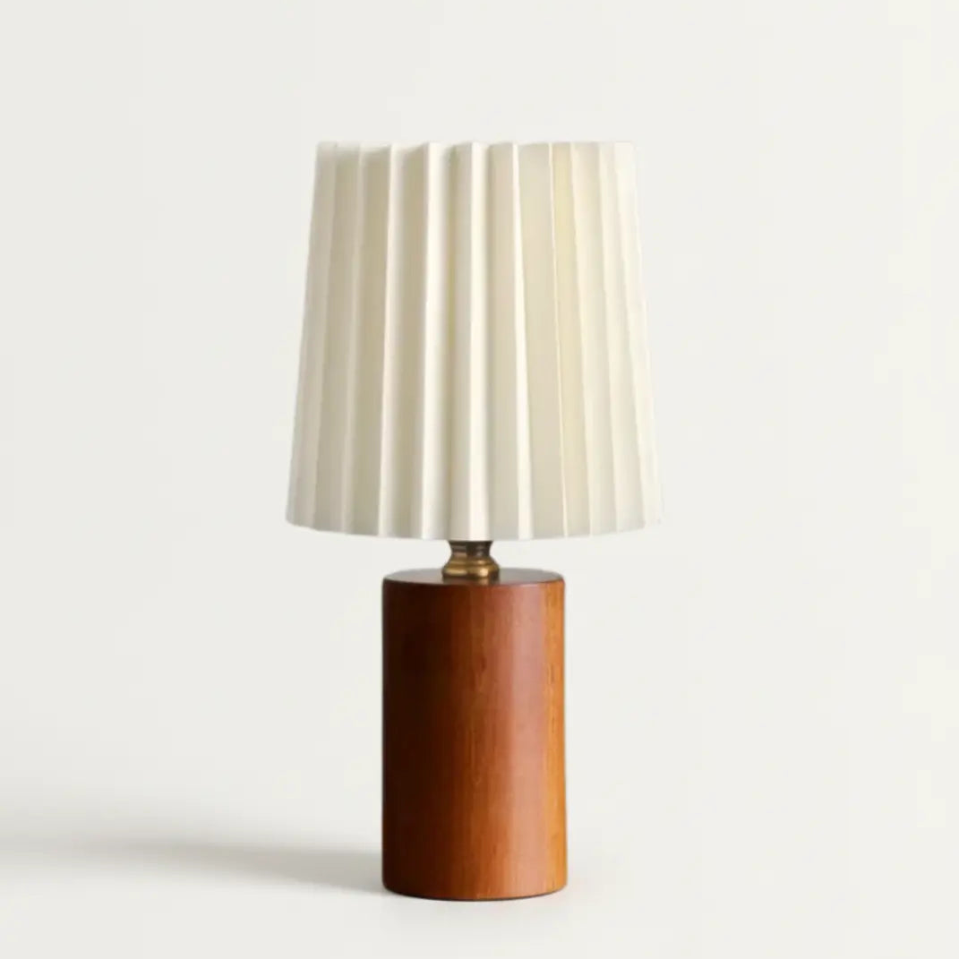 31cm Koreaanse Stijl Tafellamp – Geplooide Stoffen Kap Met Houten Voet