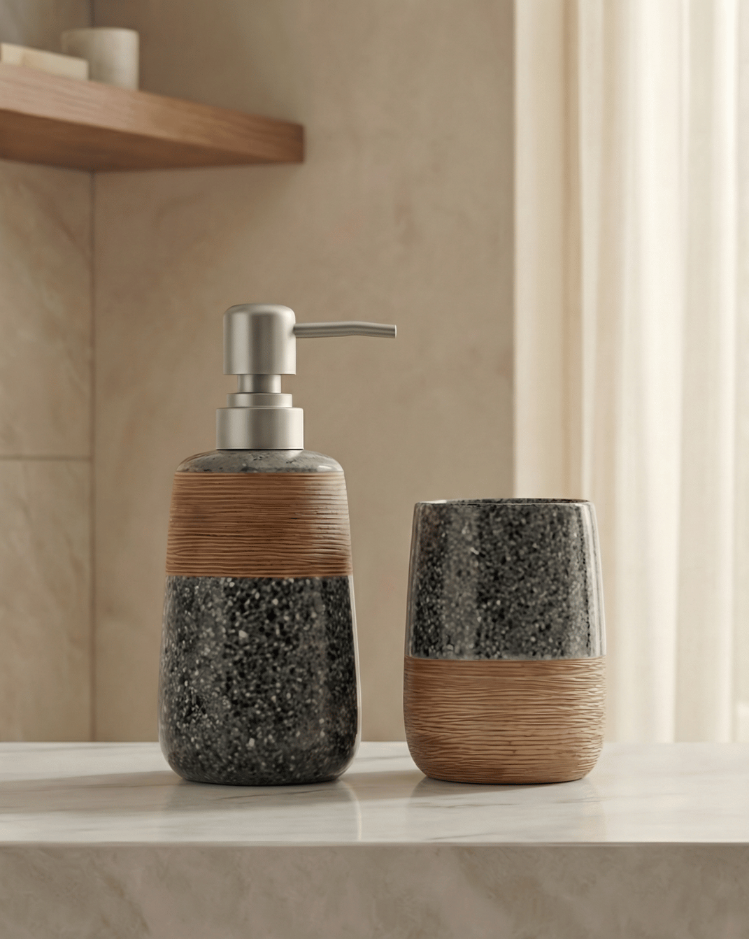Flint Badkamerset 2-Delig Gespikkeld Keramiek Met Bamboe Design, 18 cm | Grijs - Maison Roze