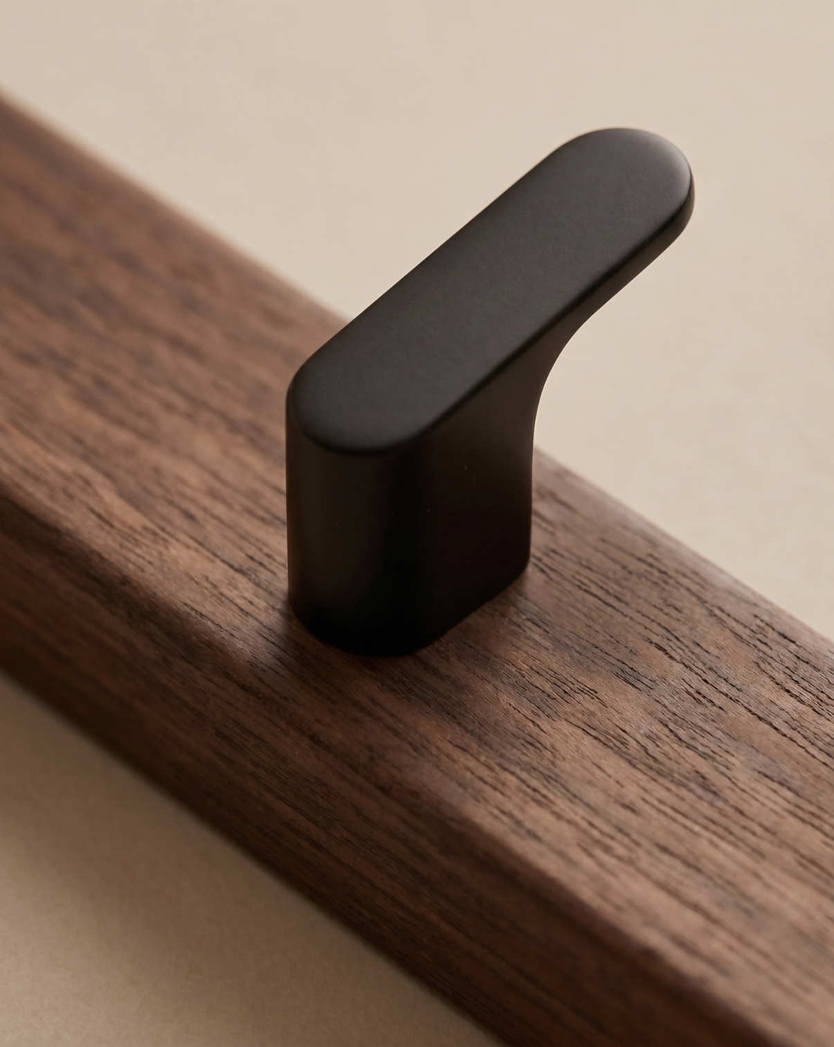 Houten Kapstok Met Metalen Haken – Wangemonteerd | Kapstokhaken | - Maison Roze