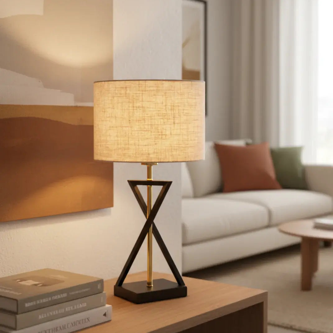 53cm Moderne Ijzeren Tafellamp – Tijdloos Ijzeren Ontwerp Met Stoffen Kap