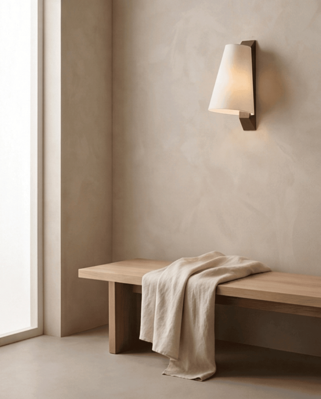 Vintage Wandlamp “Linea” – Hout & Conische Kap, 38cm | - Maison Roze