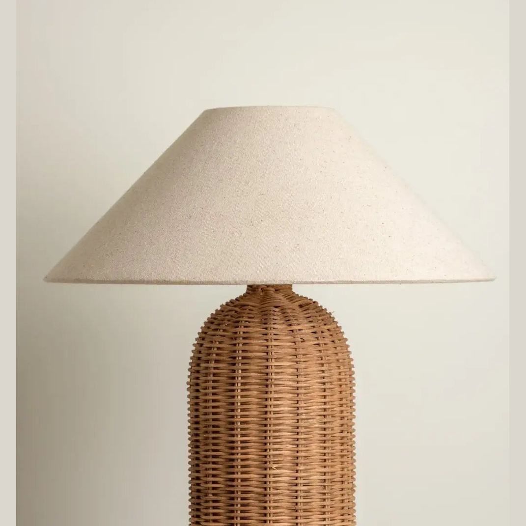 Wabi-Sabi Rotan Tafellamp – Handgeweven Voet Met Stoffen Kap