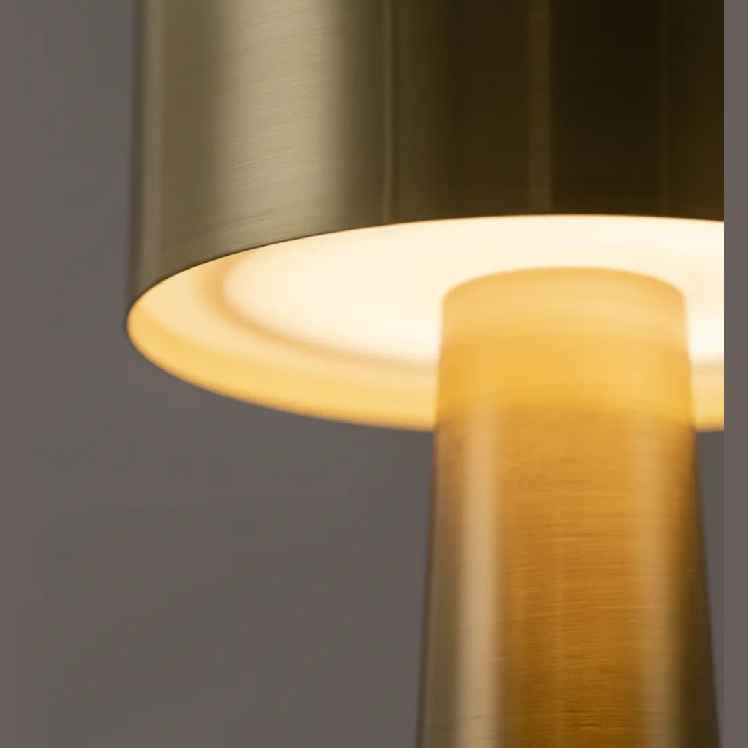 Moderne Draadloze Tafellamp – Oplaadbare LED – Metalen Afwerking