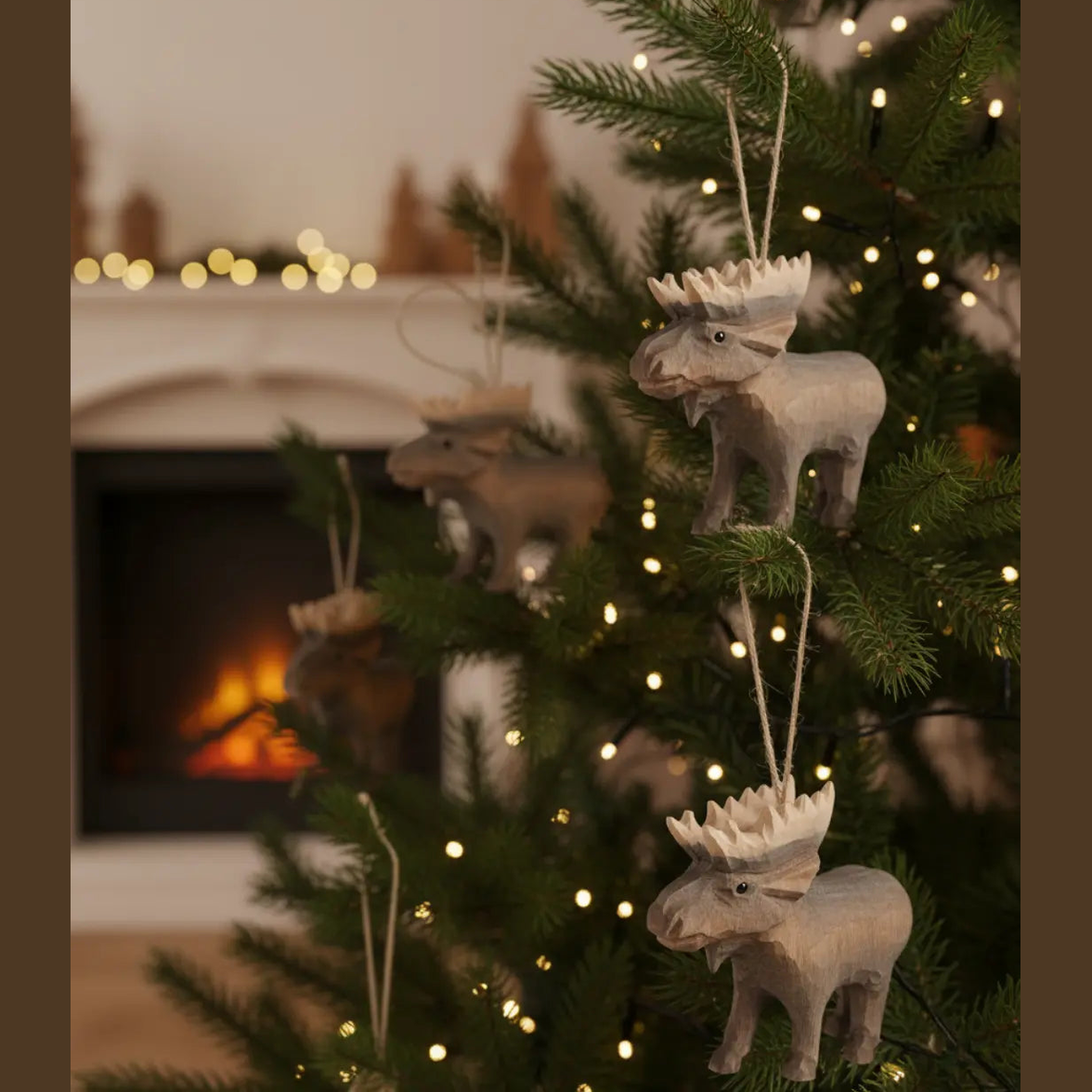 Handgesneden Houten Eland Ornament – Massief Hout Rustieke Kerstdecoratie