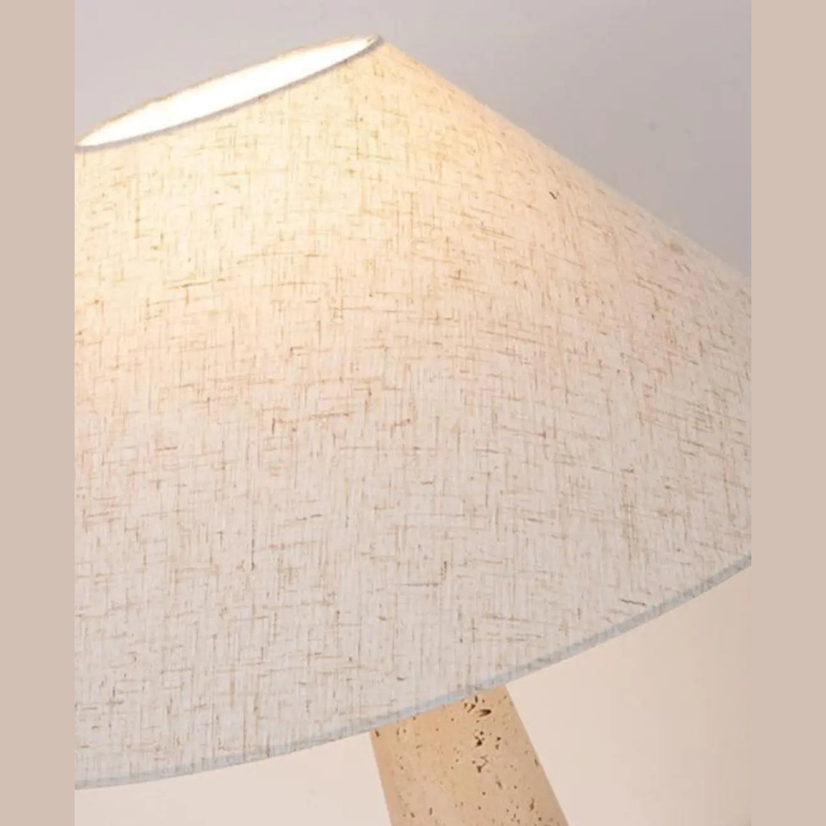 46cm Japandi Travertijn Tafellamp – Natuurstenen Voet Met Linnen Kap