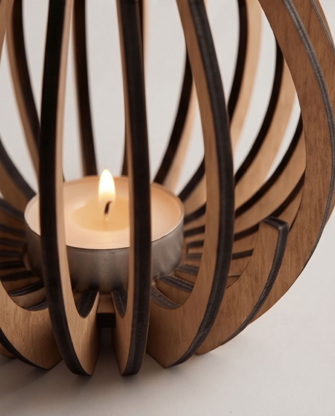 Ember Theelichthouder Van Natuurlijk Hout | - Maison Roze