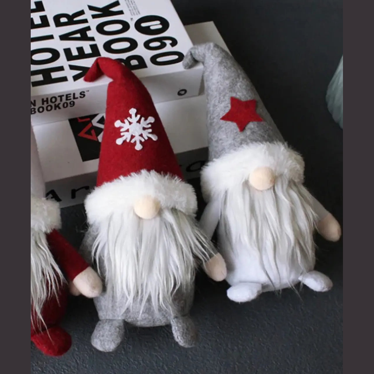 Feestelijk Gnome Ornament – Charmante Kerstdecoratie