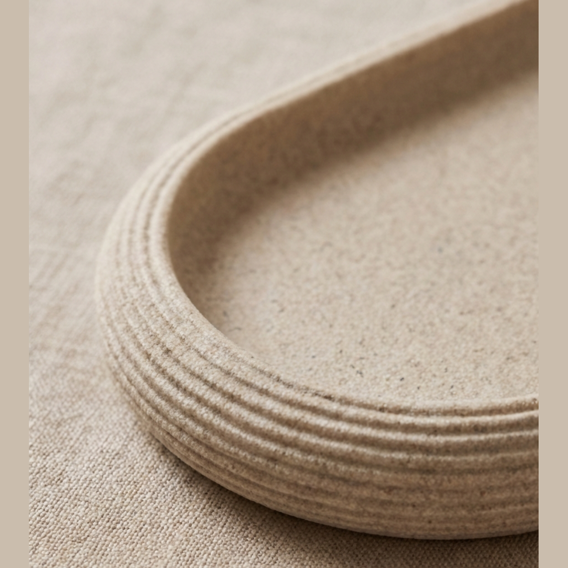 Maison Roze Ovale Badkamerschotel – Antislip Resin Organizer – Roestbestendig