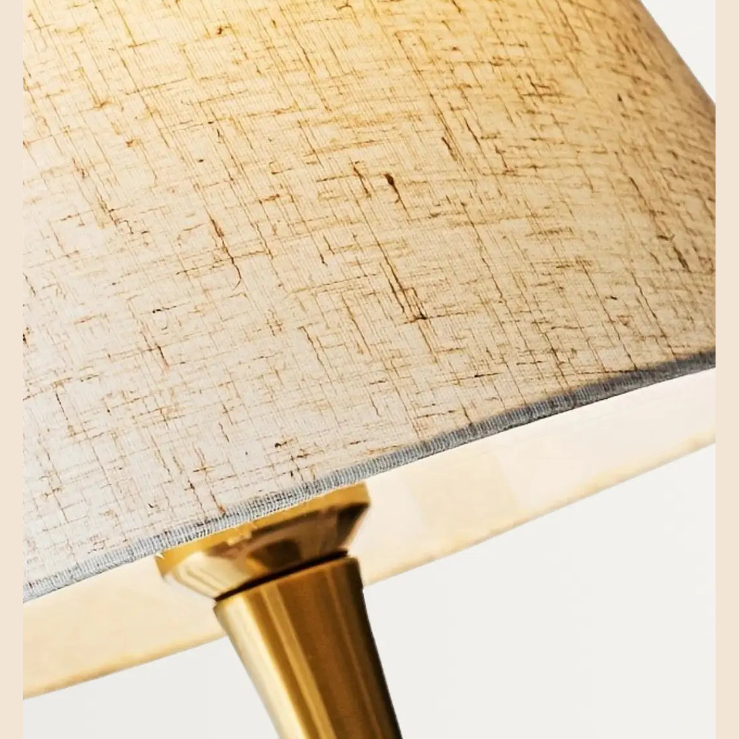 42cm Moderne Gouden Tafellamp – Elegante Metalen Voet