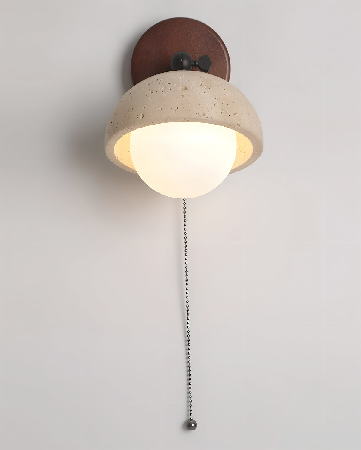 Pecherna - Travertin wandlamp met walnoot en glazen bol | - Maison Roze