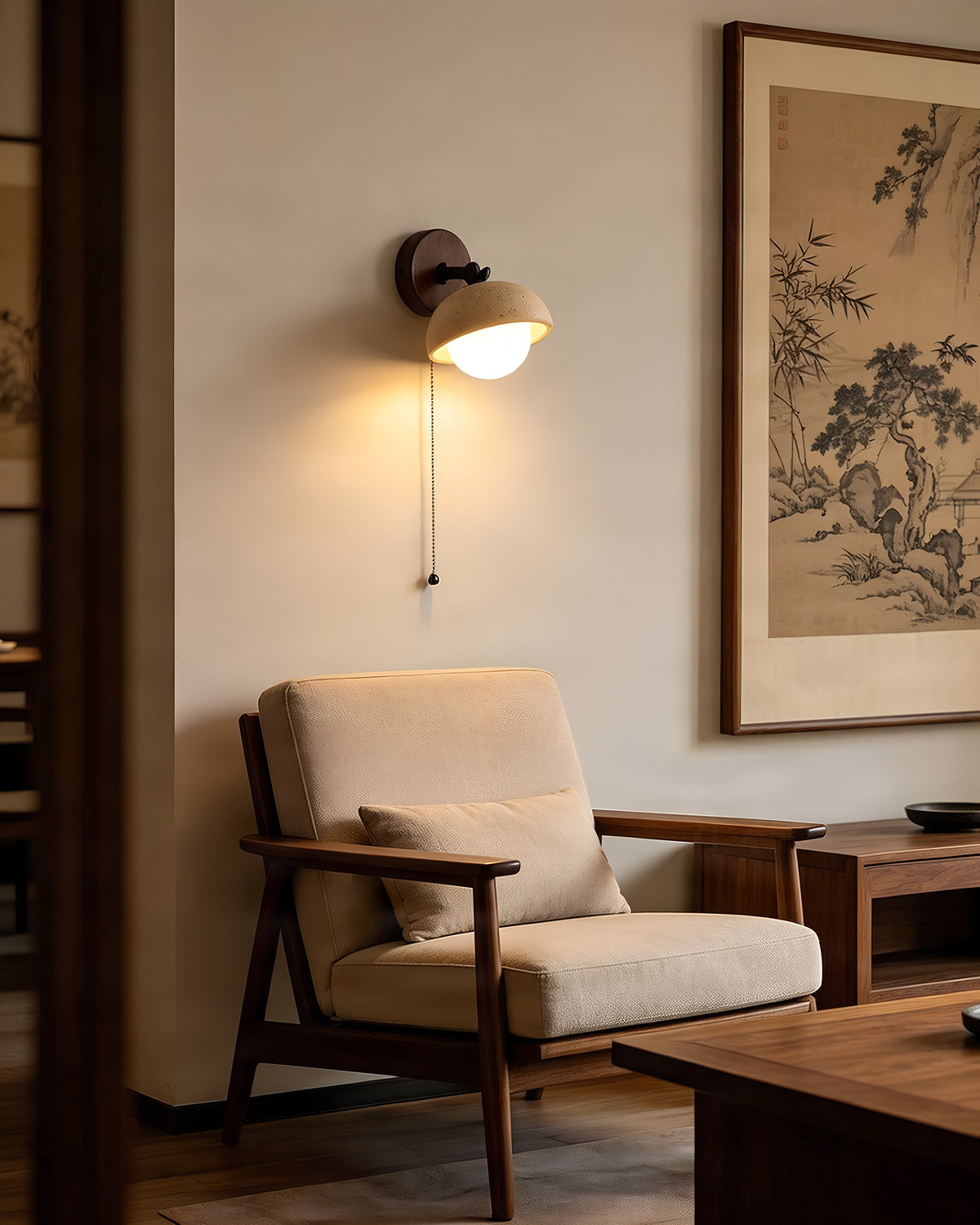Pecherna - Travertin wandlamp met walnoot en glazen bol | - Maison Roze