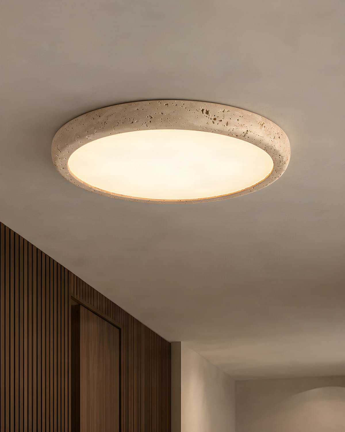 Solis Horizon - Schijfvormige travertin plafondlamp | - Maison Roze