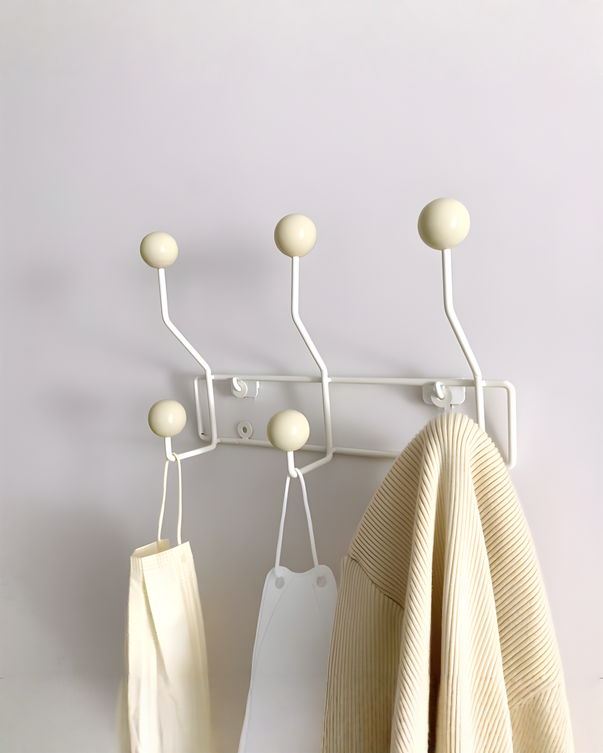 Wandkapstok met witte bolletjes en 4 dubbele haken - 37 cm | - Maison Roze