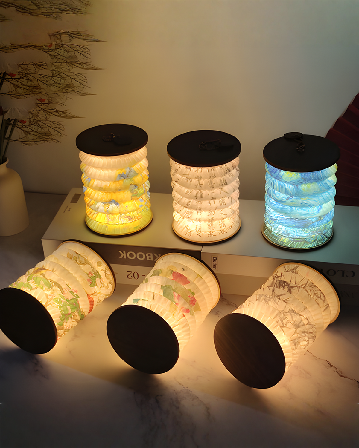 Opvouwbare papieren lampion tafellamp met Chinese print, 16 cm | - Maison Roze