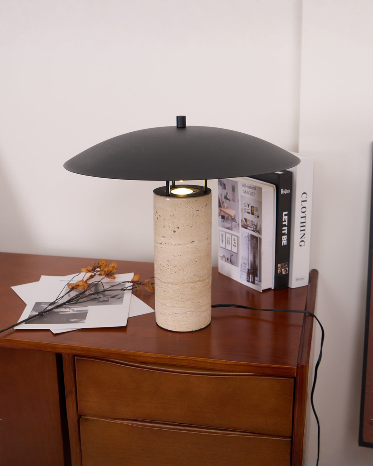 Travertin tafellamp met zwarte kap - Ø 40 cm | - Maison Roze