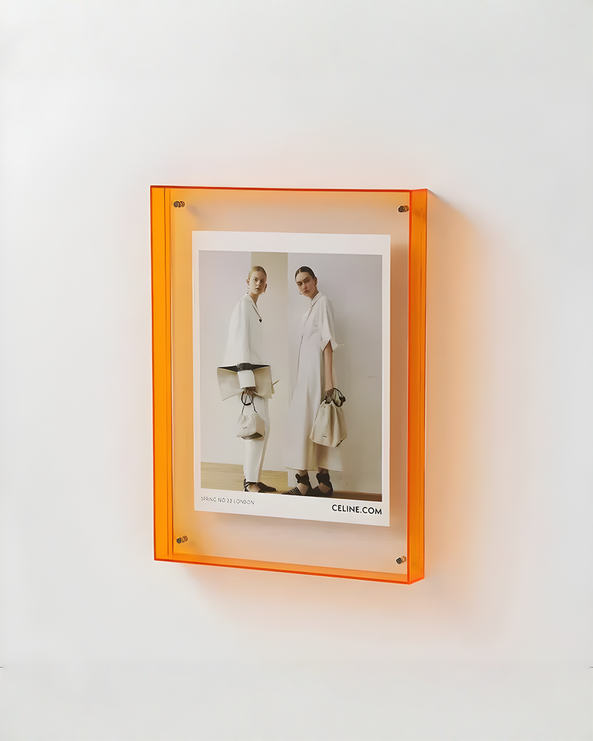 Zwevende Acryl Fotolijst, Transparant met Gekleurde Rand 15x19 / 21x30 cm | Oranje - Maison Roze